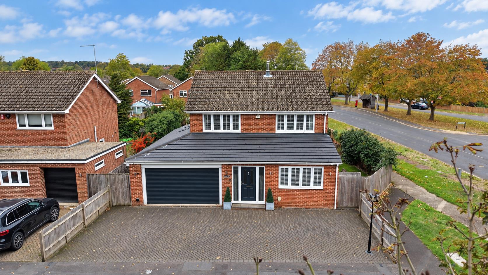 4 bed property in Sulham Lane, Reading